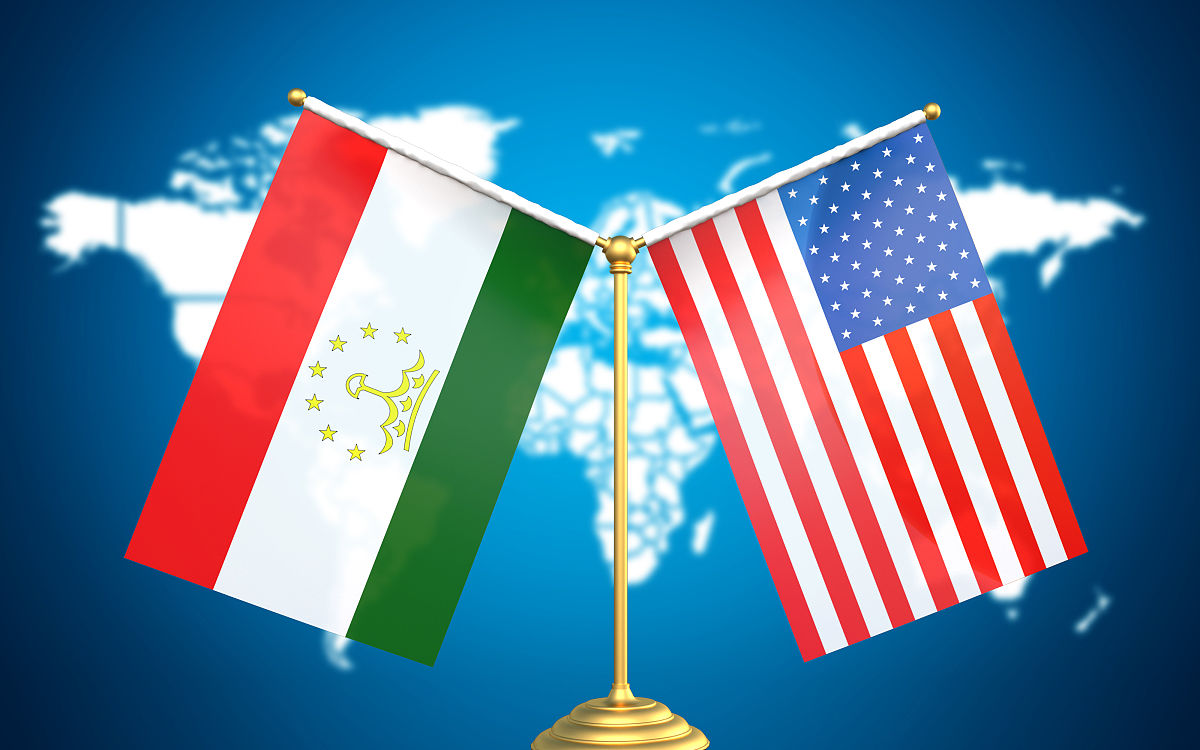 智利总统对美国加征关税表示遗憾