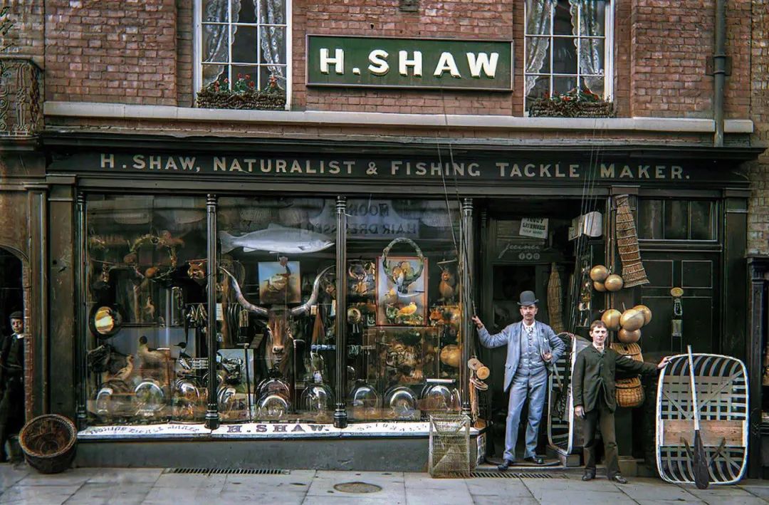 英国商店价格降幅收窄，零售商面临税负上涨压力