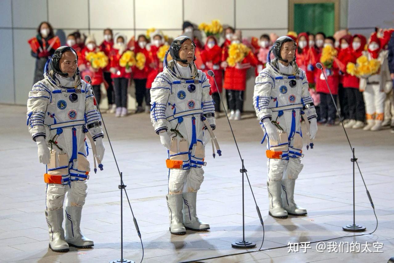 神舟二十号丨神舟二十号航天员乘组出征仪式在酒泉卫星发射中心举行