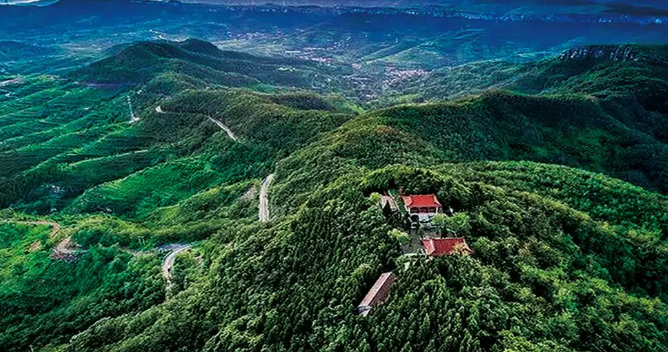 新纽科技“绿色登山 责任同行”登山活动成功举办