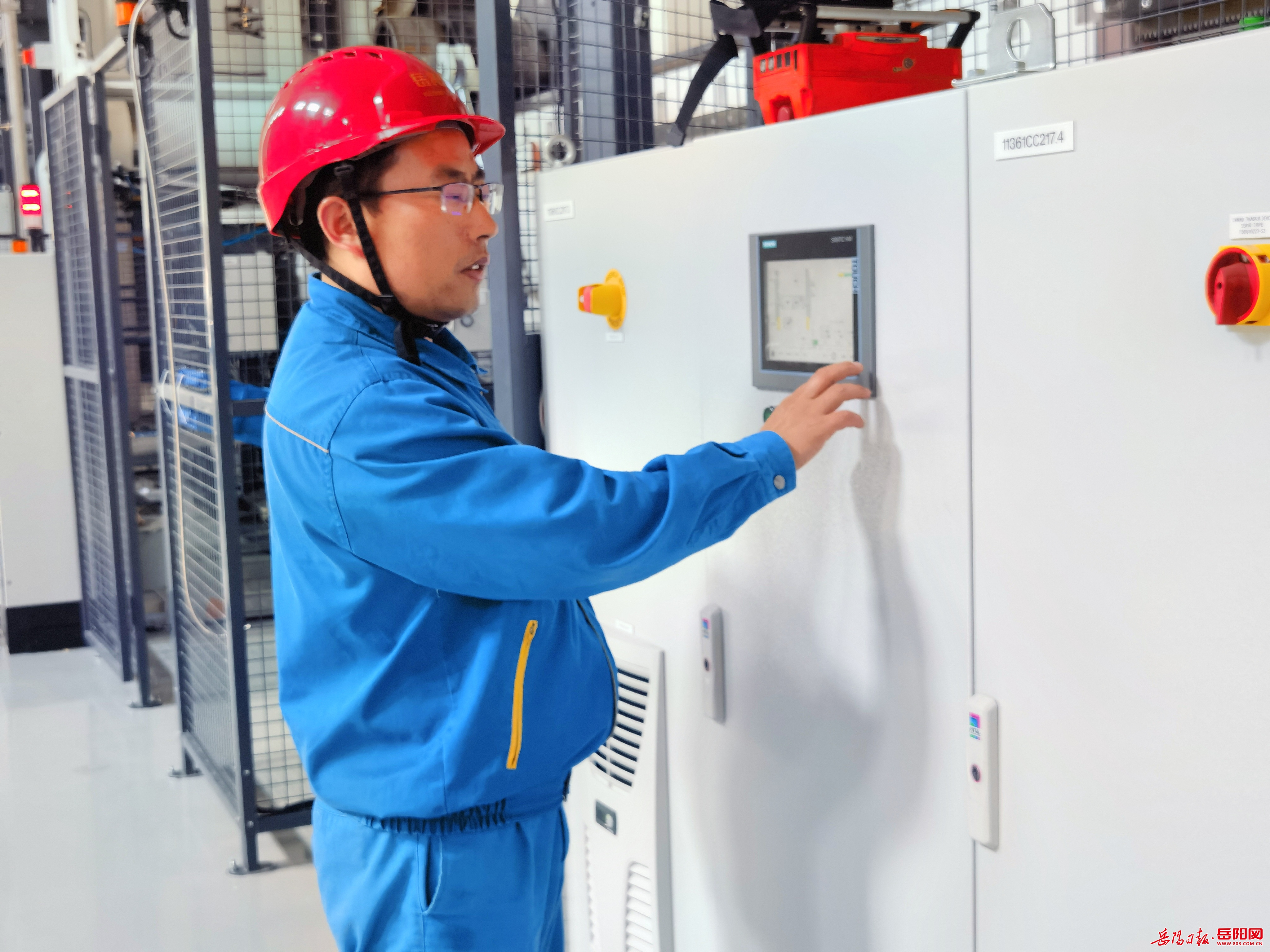 匠心追梦 技能报国——五位央企产业工人代表讲述奋斗故事