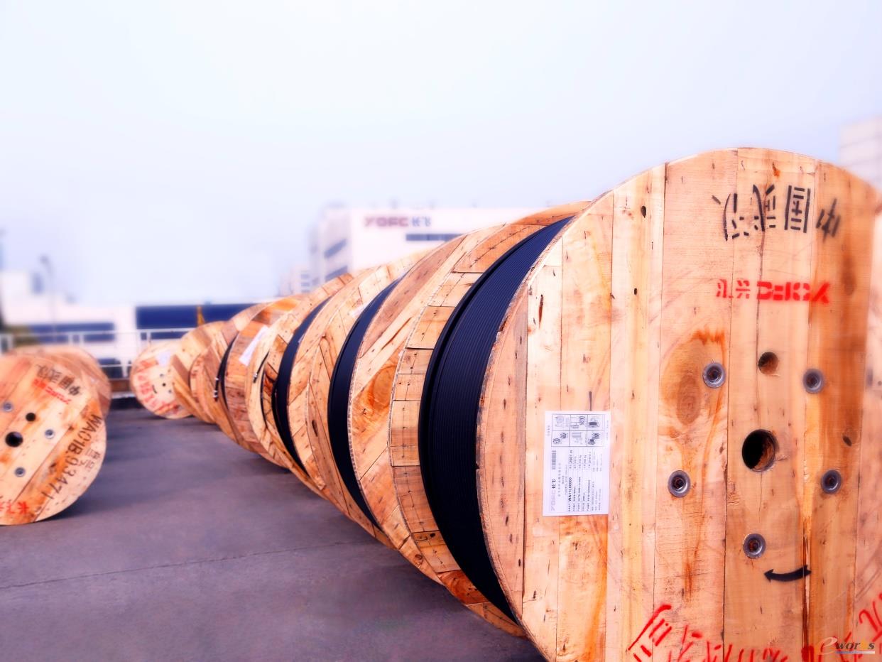 长飞光纤获得发明专利授权：“一种宽温度范围用光缆及制备方法”