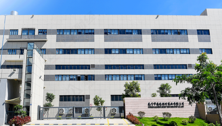 通达创智:目前,公司生产的体育用品包括
