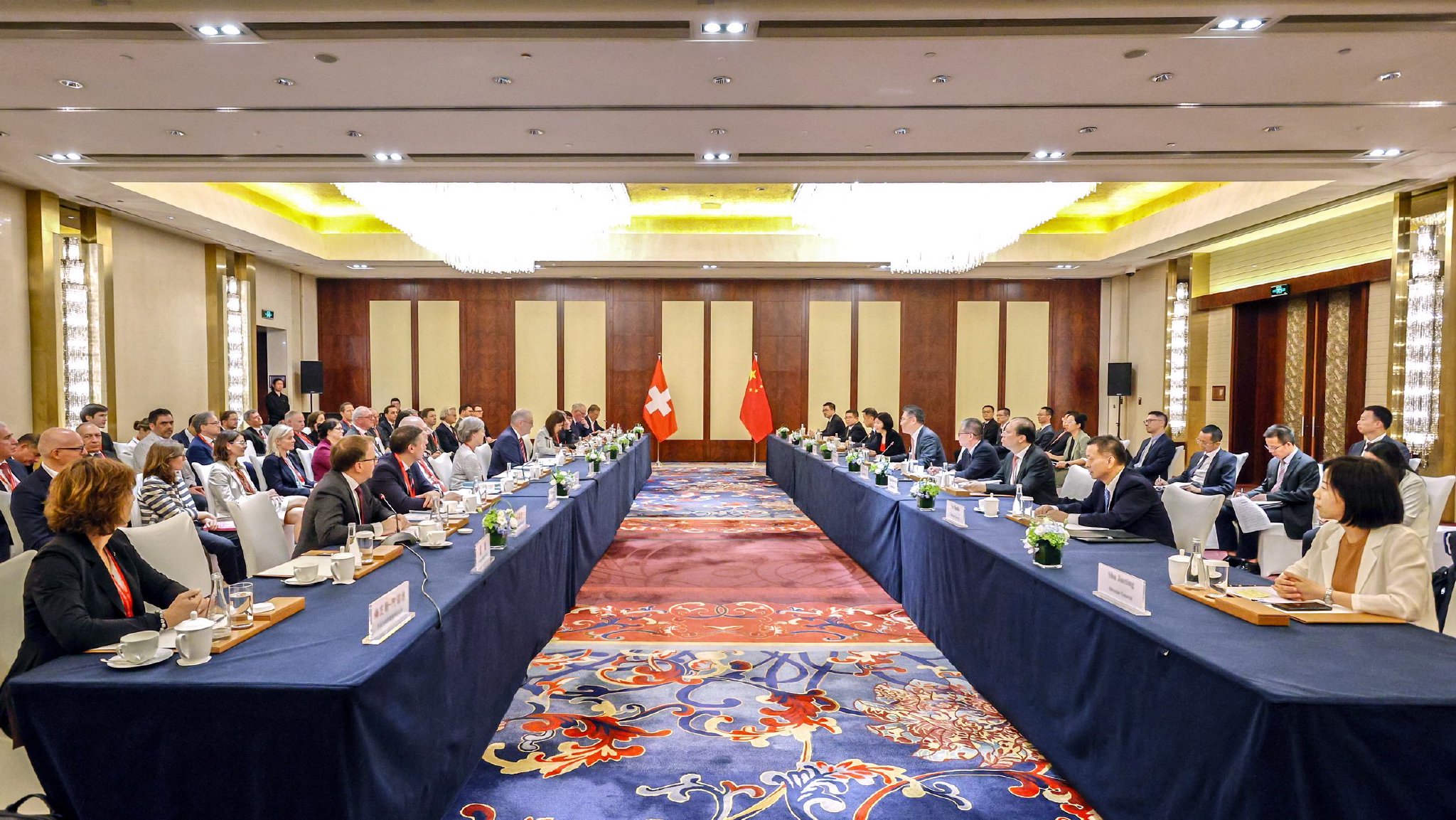 王文涛部长会见加拿大国贸部长西杜