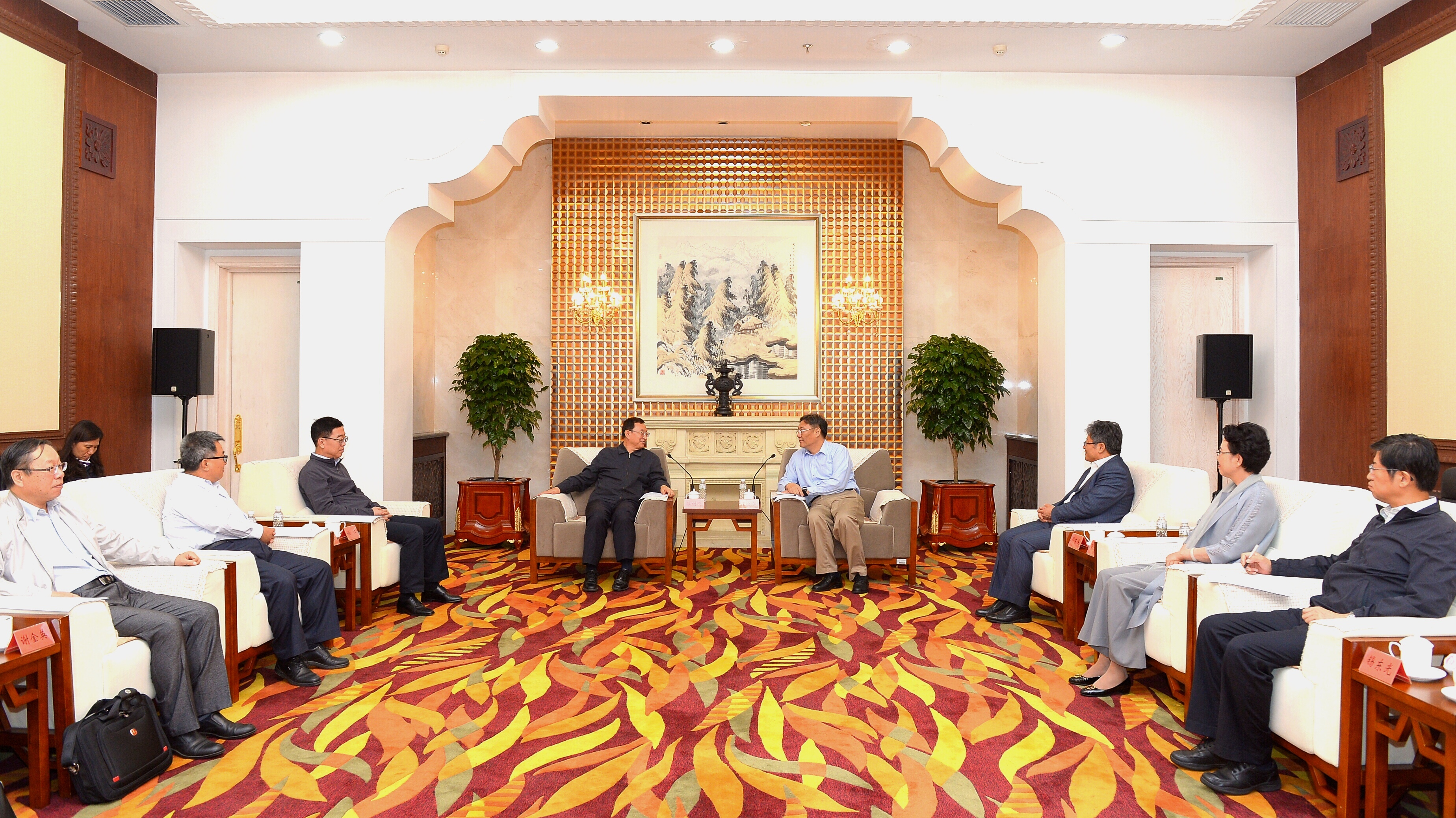 王文涛部长会见加拿大国贸部长西杜