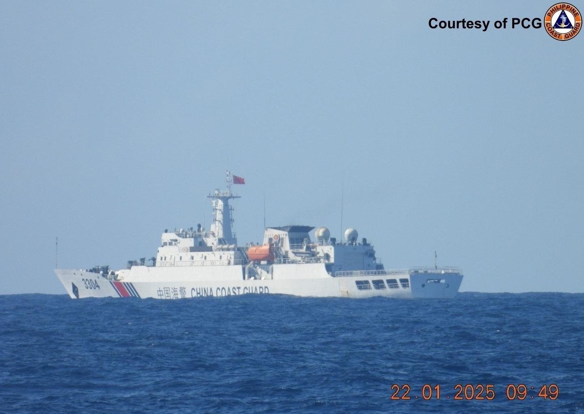 紧张局势中三艘油轮驶离霍尔木兹海峡