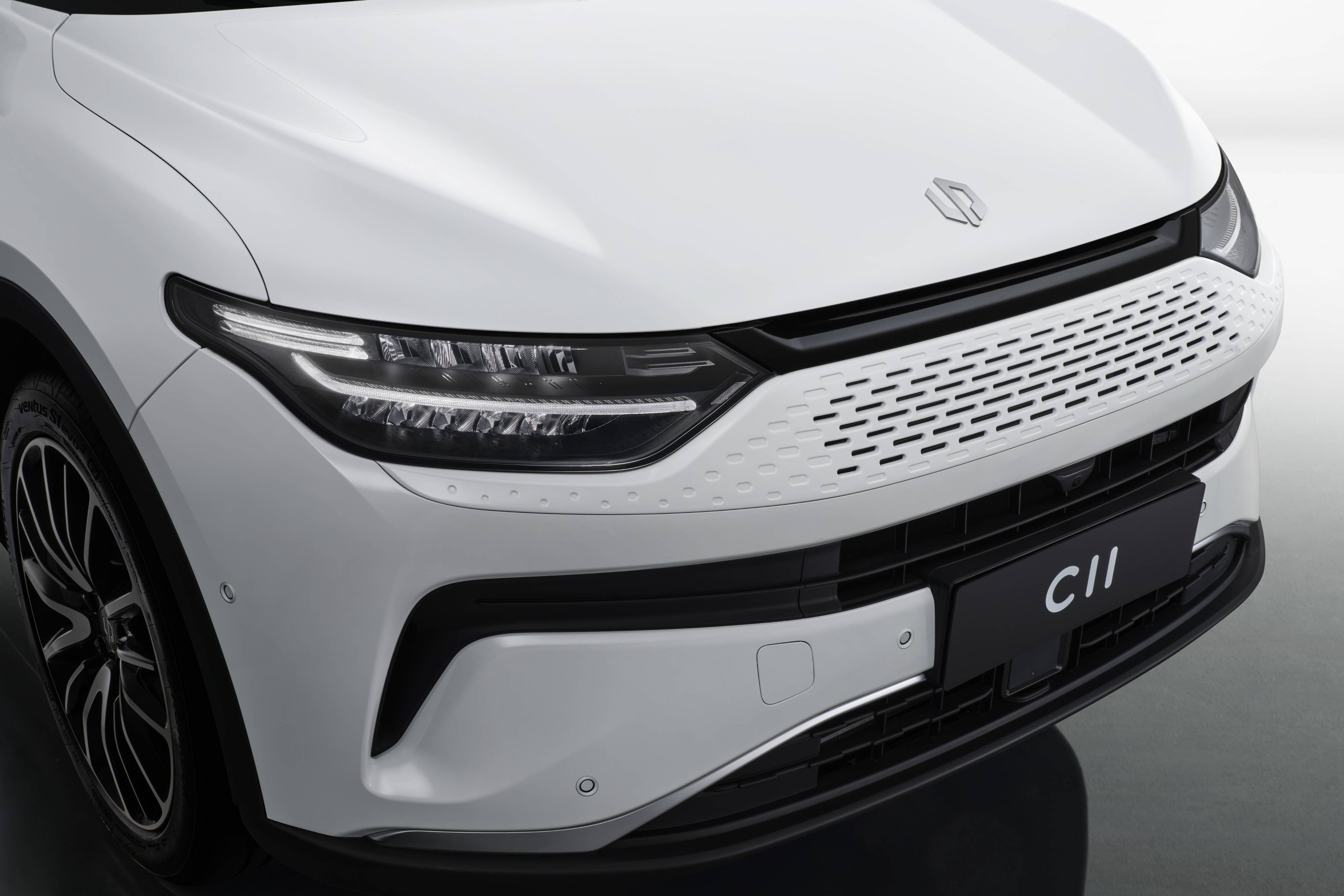 福耀玻璃获得发明专利授权：“用于升降门玻璃的氛围灯结构、升降门玻璃总成及车辆”