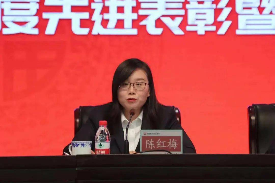 大连银行行长韩萍任职资格获批