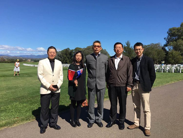 驻阿尔及利亚使馆临时代办赵平盛出席海尔与Cevital集团战略合作签约仪式