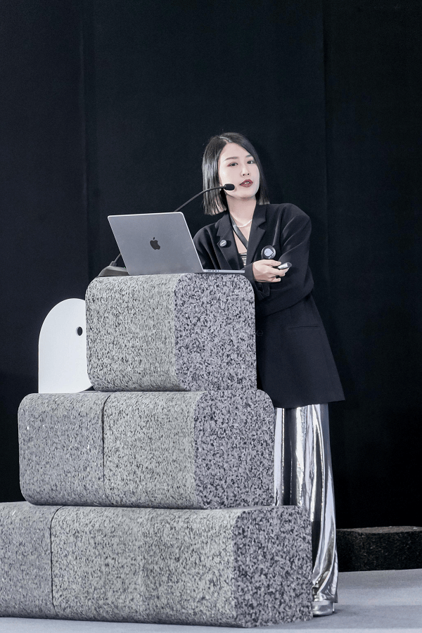 数智创新驱动 贝加莱AI新品亮相第八届进博会