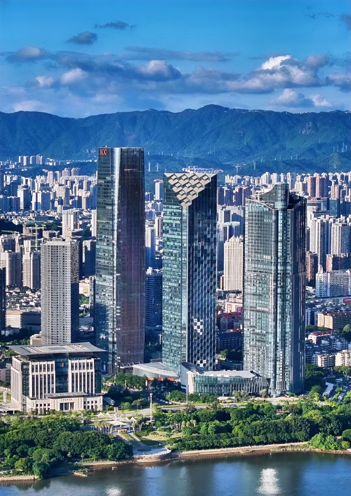 好当家聘任宋荣超任董秘：2024年任公司董事、财务总监薪酬28.94万