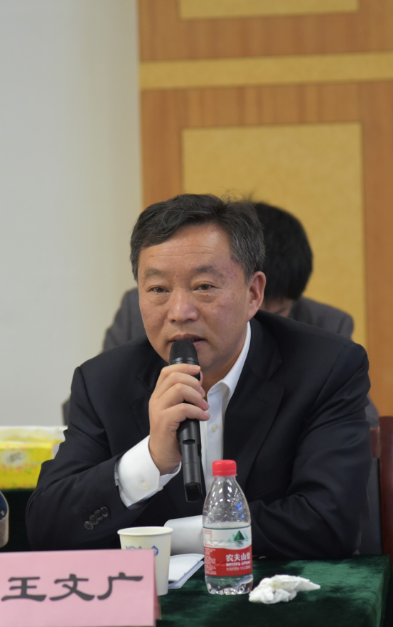 亚厦股份：公司股东总户数为29,654户