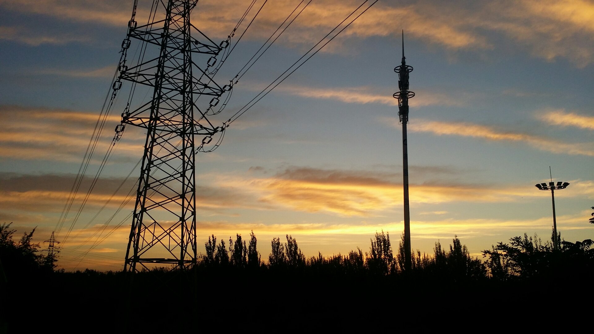 招商公路超短期融资券发行 关联方招商银行获配8.1亿元