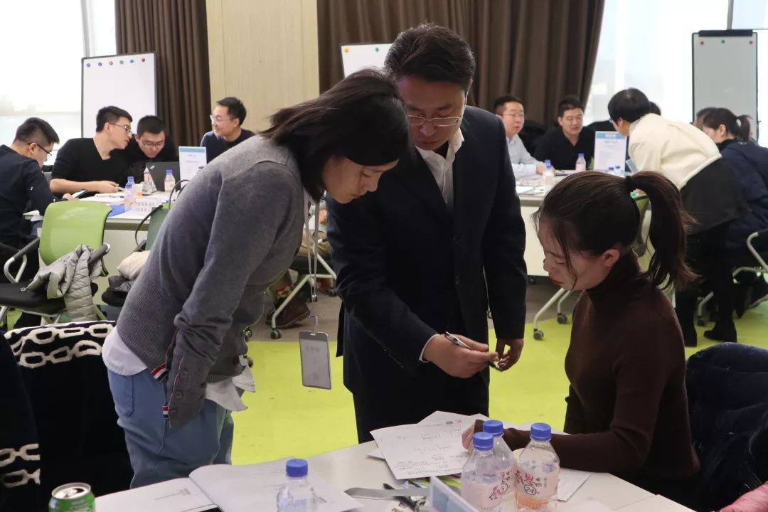 潘青松获批担任海西金租董事长 黄成辉获批担任公司董事、总裁