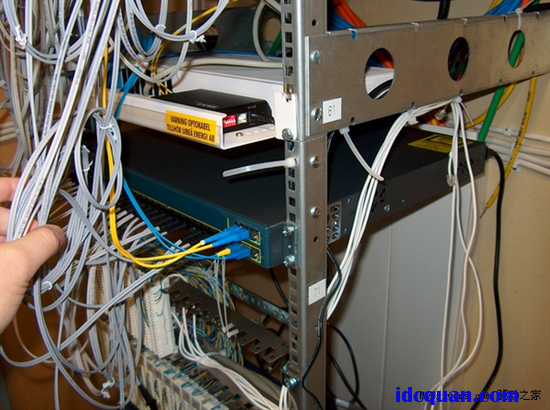 万达信息：公司自建了IDC用于技术研发