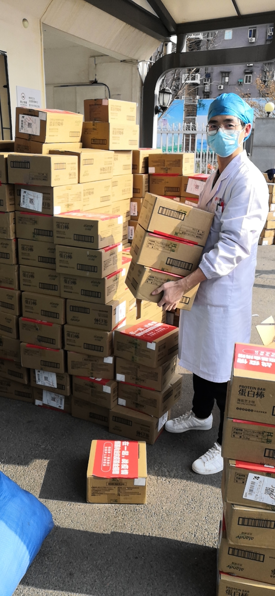 加纳将全额资助疫苗和关键药物的采购